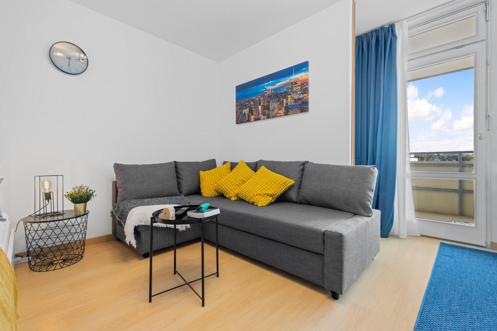 Sonniges City-Apartment Mit Suedbalkon Und Parklatz Neusass Exterior photo